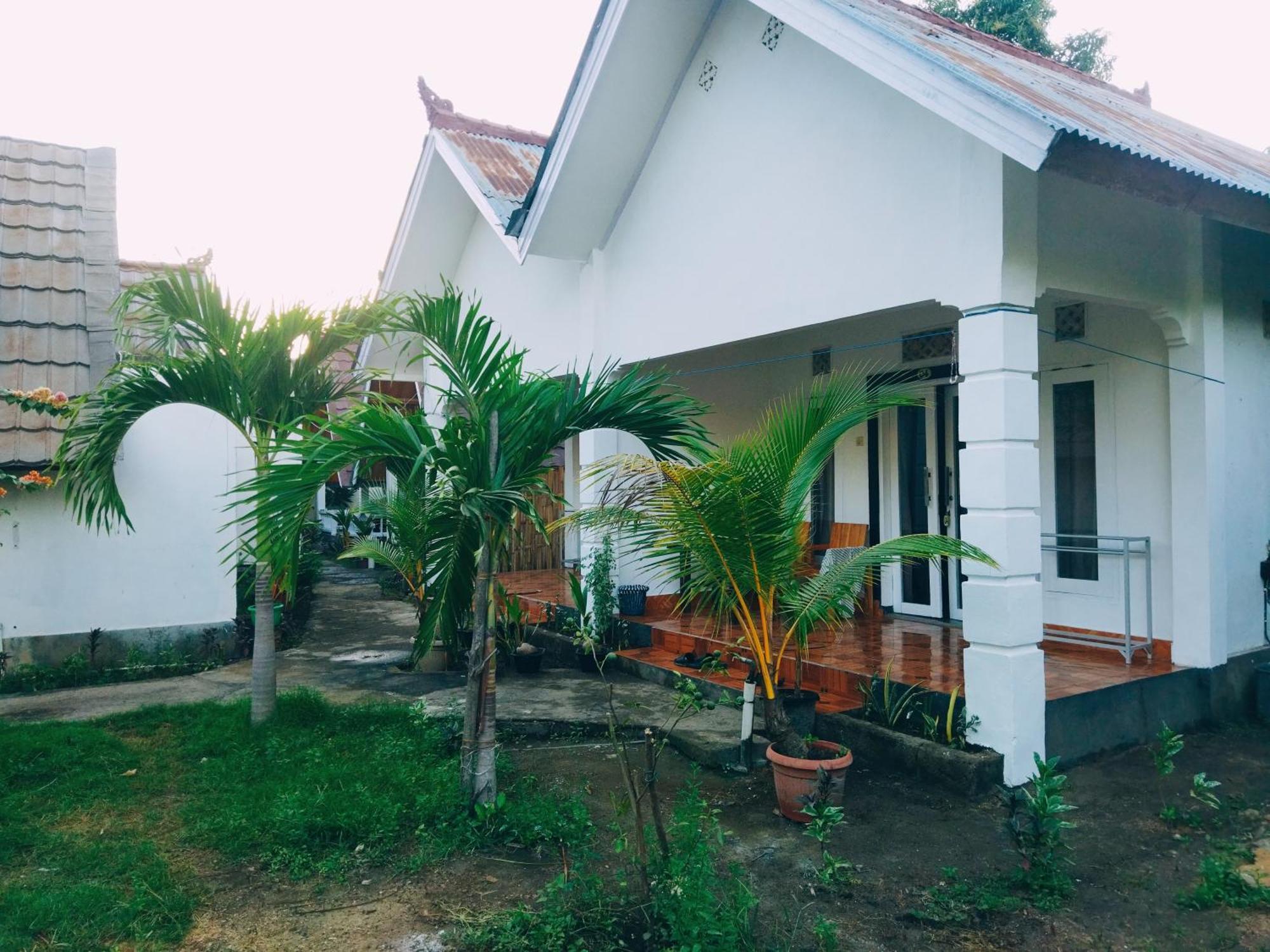 Balengku Homestay Gili Air Exterior photo