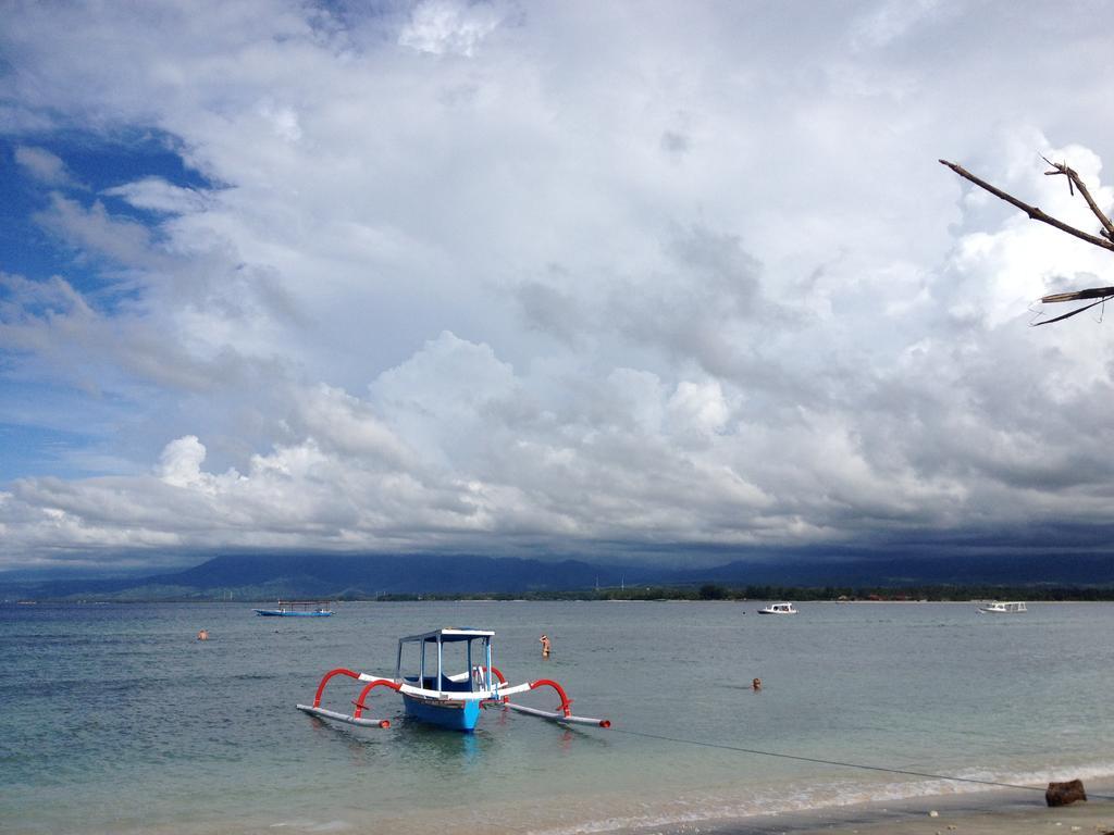Balengku Homestay Gili Air Exterior photo